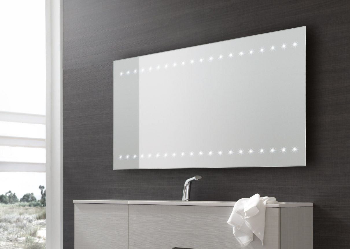 Specchiere bagno LED, la "Top Sellers" modello ACQUARIUS
